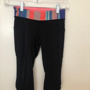 Ivivva Kids Girl Size 8 super cute leggings
